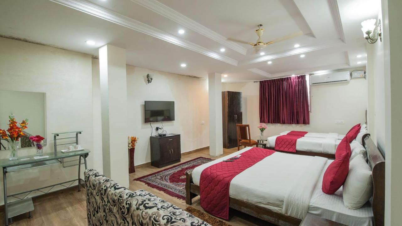 Rumah 1000 m² dengan 21 bilik tidur dan 21 bilik mandi peribadi di Pusat Bandar Bangalore Hotel Luaran gambar